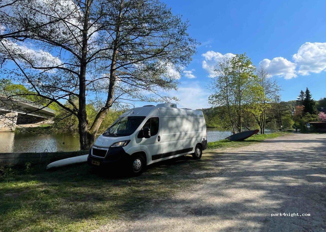 Parkplatz Etterzhausen — foto 5