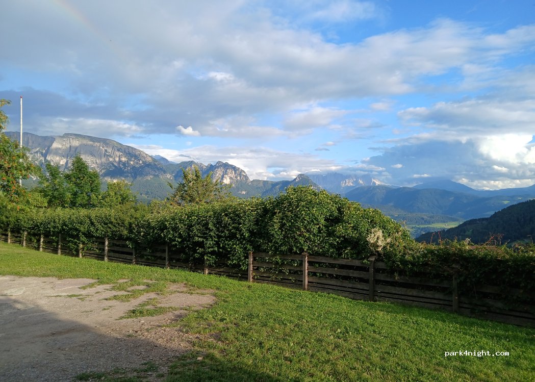 (39054) Ritten - Renon - Mittelberger Straße - Via Monte di Mezzo — foto