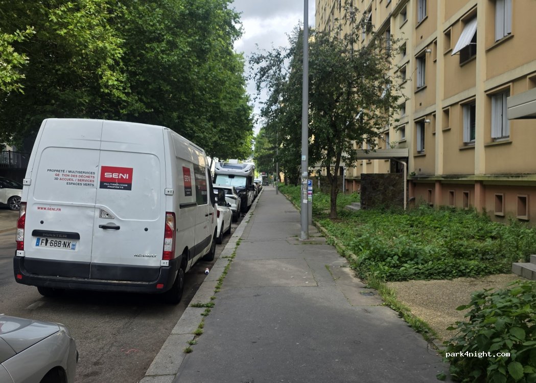 (76000) Rouen - Rue d'Amiens — foto 2