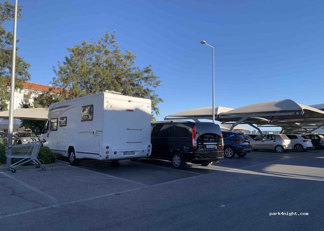 (8800-412) Tavira - Largo de Santo Amaro — foto 2