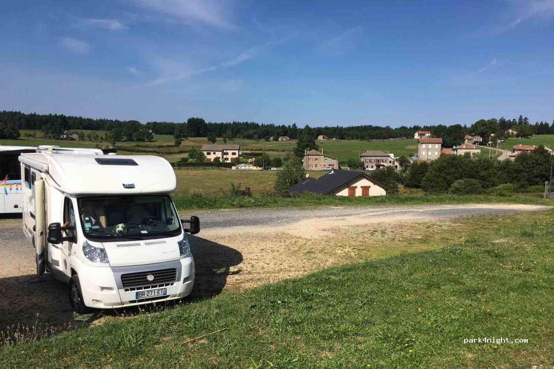 (07690) Saint-André-en-Vivarais - Le Village — foto