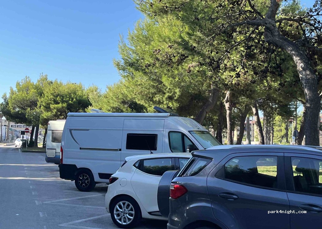 (63074) San Benedetto del Tronto - Via Cristoforo Colombo — foto