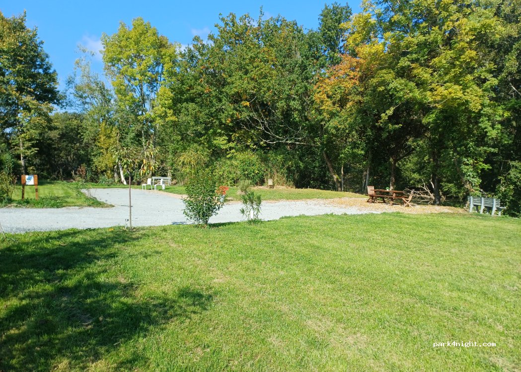 (81440) Saint-Genest-de-Contest - — foto 4