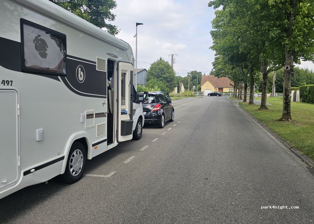 (80450) Camon - Rue Martin Luther King — foto