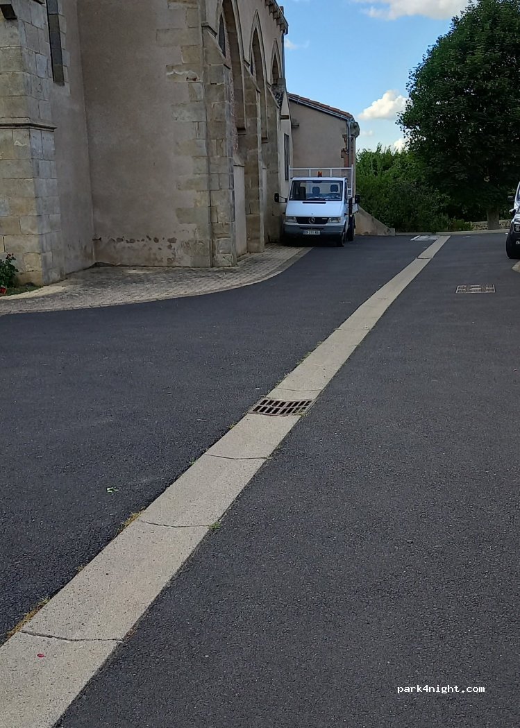 (63270) Busséol - Rue Medicis — foto