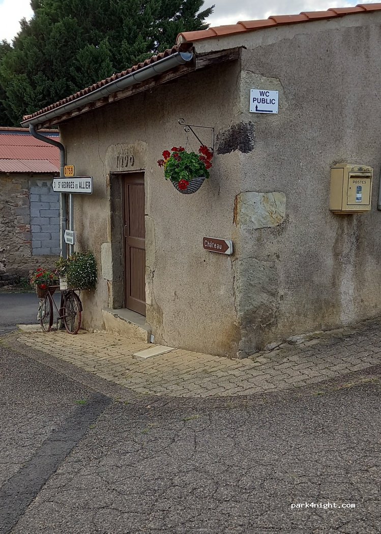 (63270) Busséol - Rue Medicis — foto 3