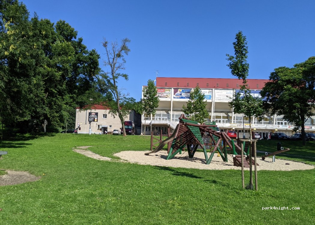 (690 02) Břeclav - 3 Pod Zámkem — foto