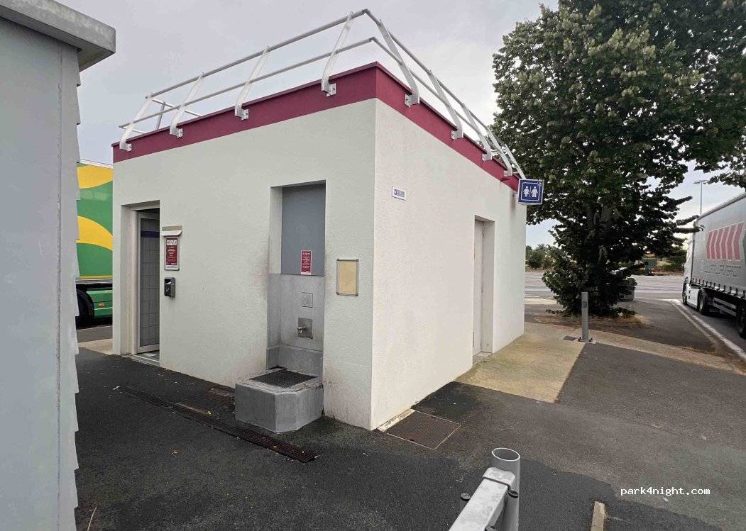 (03170) Doyet - Aire de l'Allier (Doyet) — foto 2