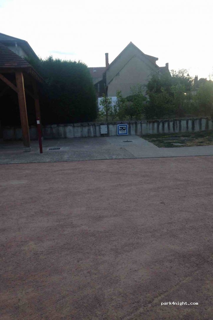 (03170) Chamblet - 1 Rue Saint-Maurice — foto
