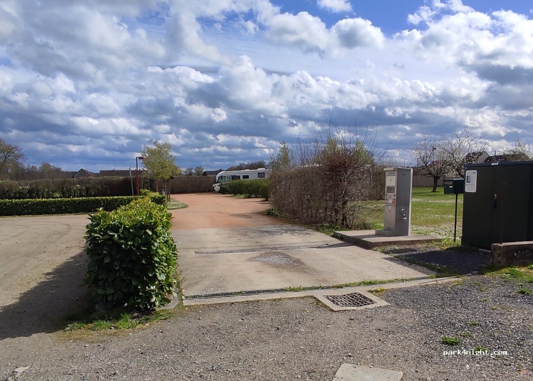 (03230) Chevagnes - 1 N Route Nationale — foto