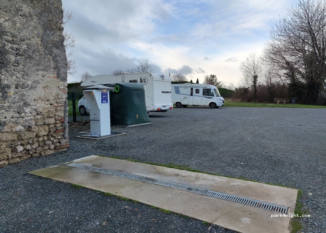 (03300) Creuzier-le-Vieux - 33 Rue de la Mairie — foto 2