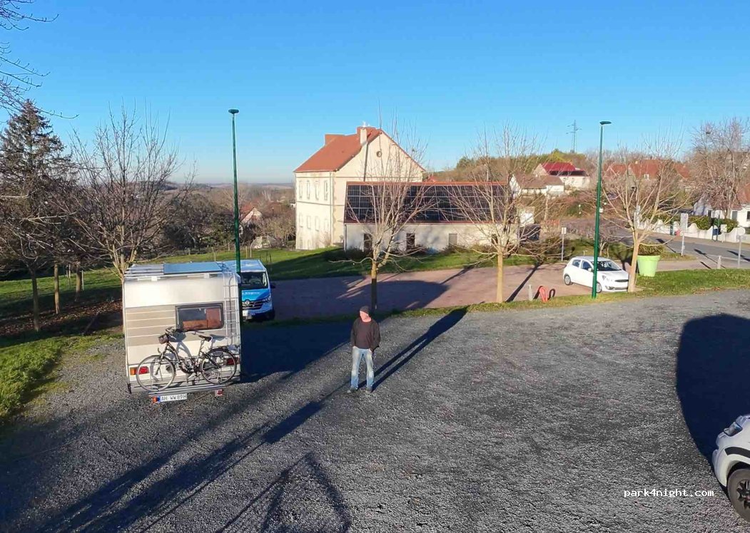 (03300) Creuzier-le-Vieux - 33 Rue de la Mairie — foto 5