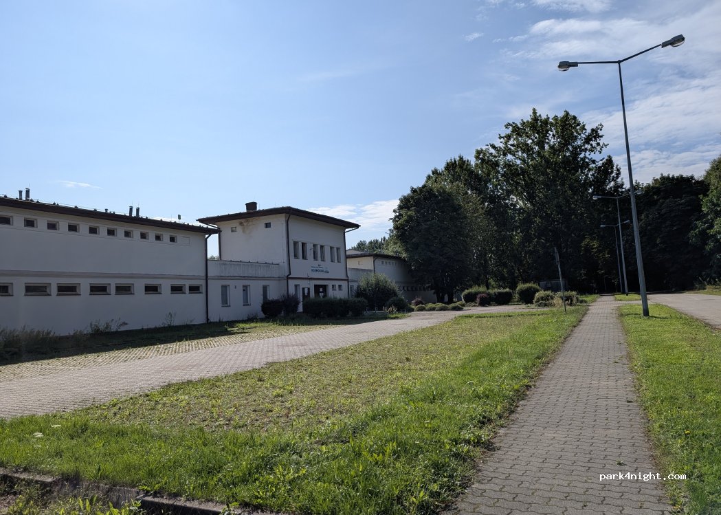 (59-220) Legnica - Kąpielowa — foto