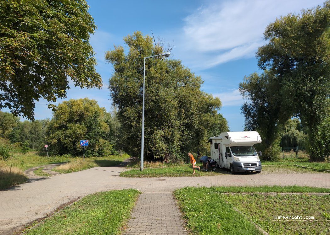 (59-220) Legnica - Kąpielowa — foto 2