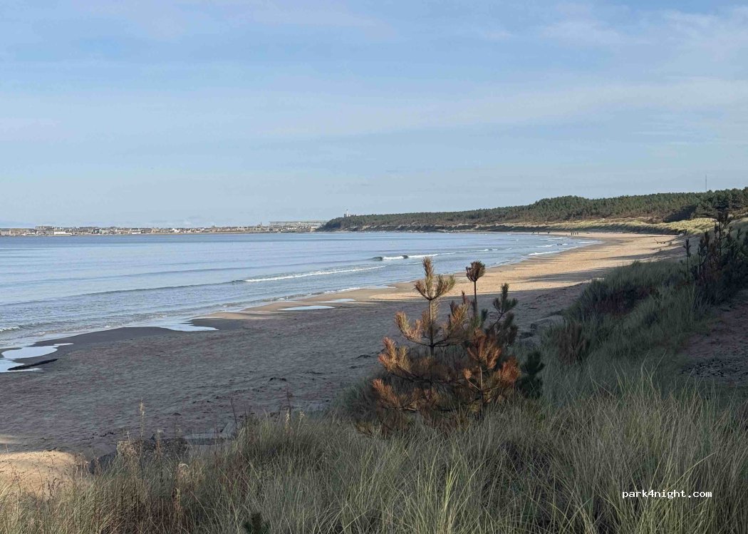 (IV30 5UA) Burghead - Unnamed Road — foto