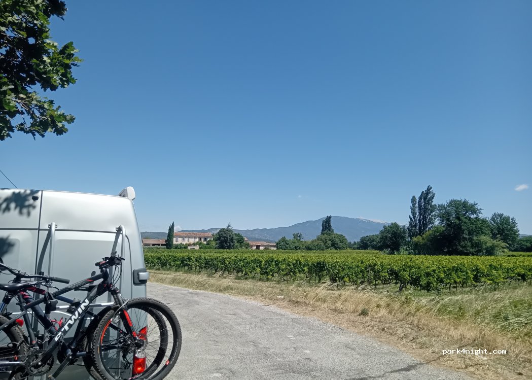 (84200) Carpentras - Route de Caromb — foto