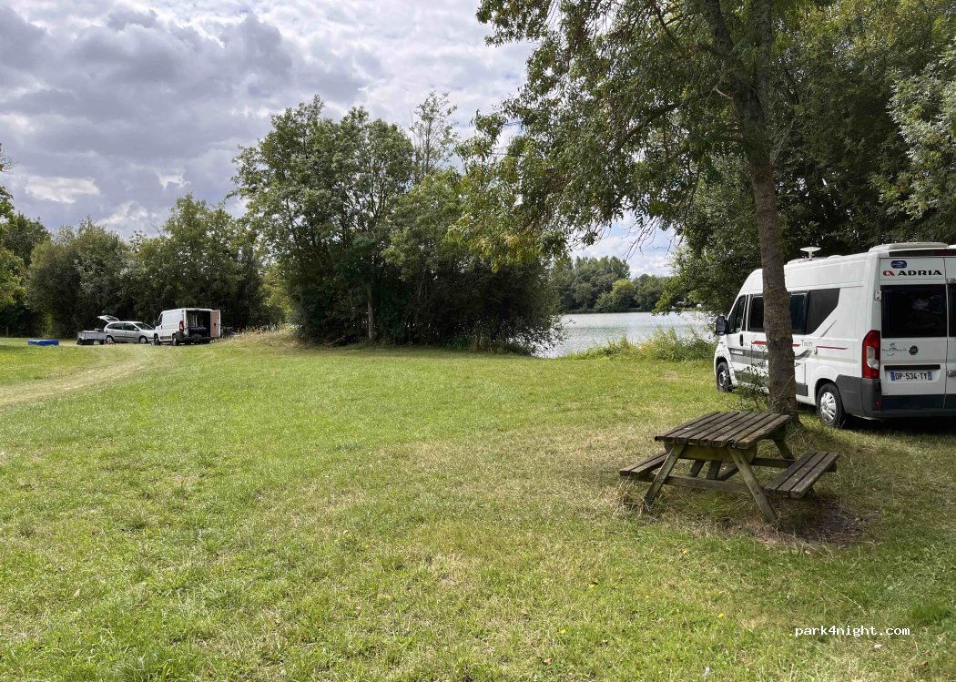 (41800) Vallée-de-Ronsard - D 80 — foto 3