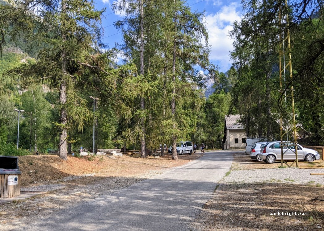 (05800) Saint-Maurice-en-Valgodemard - La Tour — foto 3