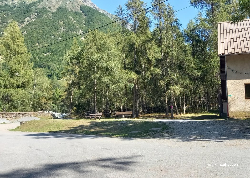 (05800) Saint-Maurice-en-Valgodemard - La Tour — foto 4