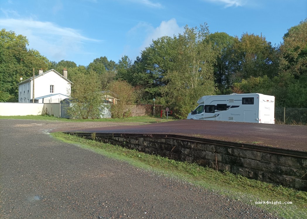 (79430) La Chapelle-Saint-Laurent - Voie Verte Parthenay-Bressuire — foto