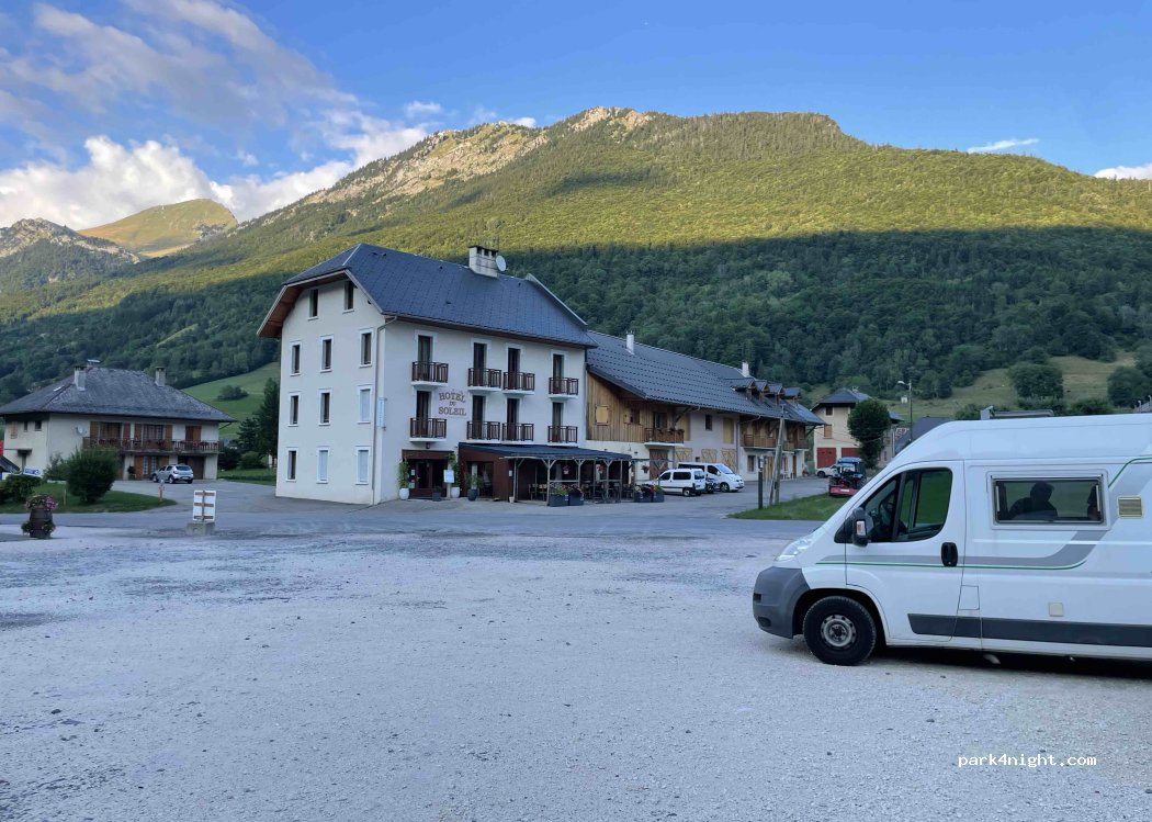(73340) Aillon-le-Jeune - D 206 — foto