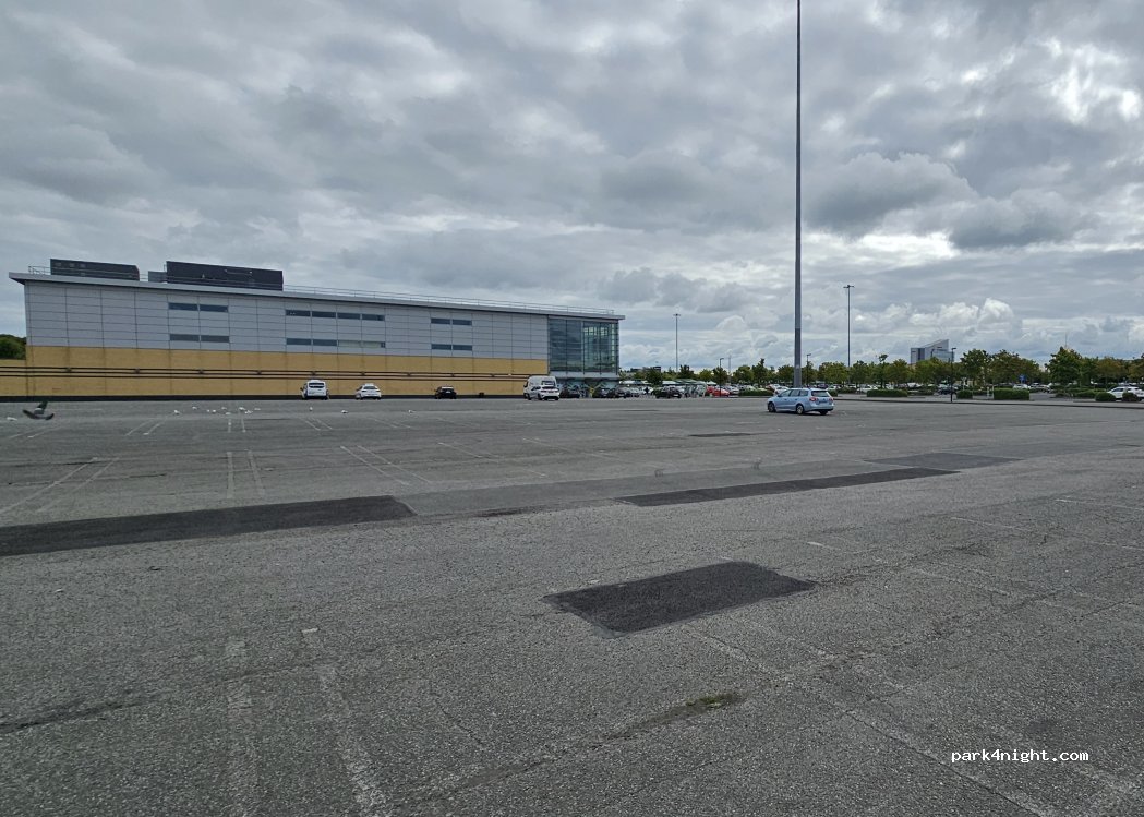 (D15 W638) Blanchardstown - Blanchardstown Road South — foto 2