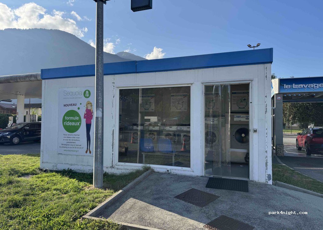 (74190) Passy - Rue de l'Étoile — foto 3