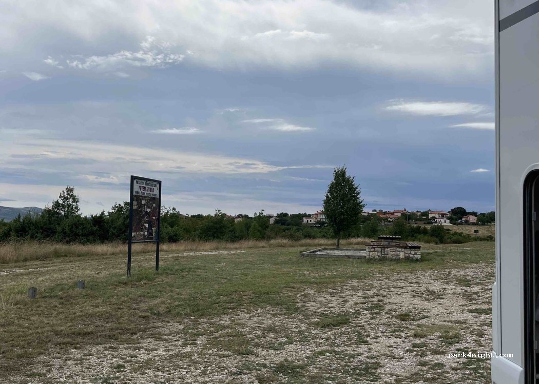 (52207) Rebići - 50153 — foto