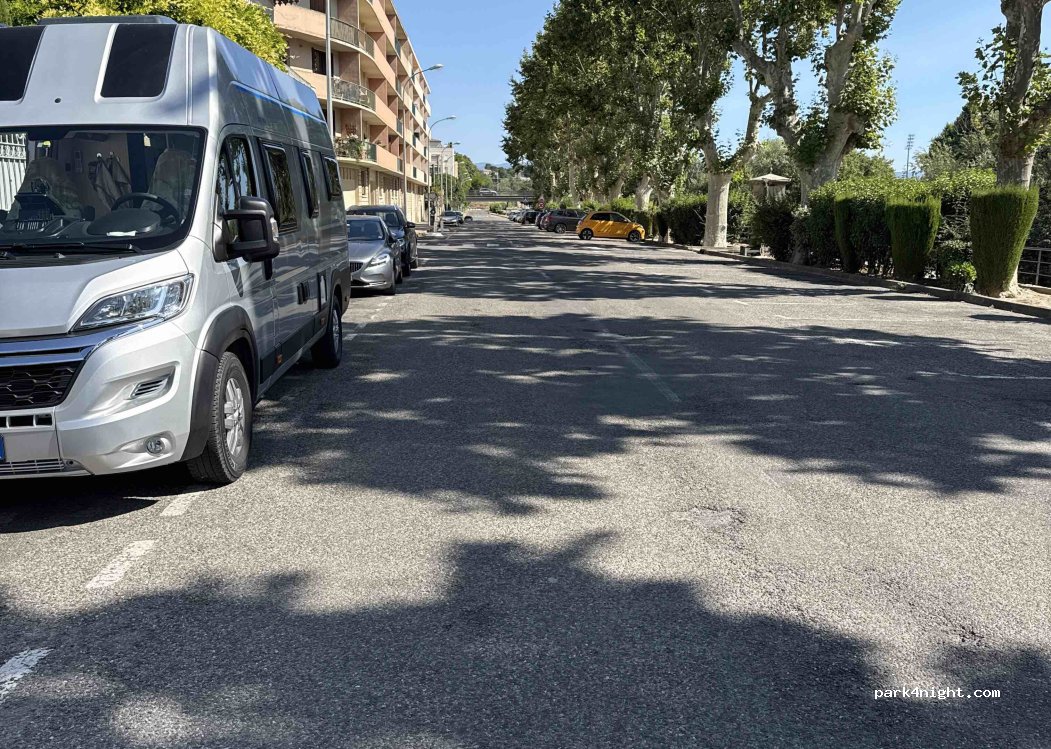 (11000) Carcassonne - Boulevard Paul Sabatier — foto
