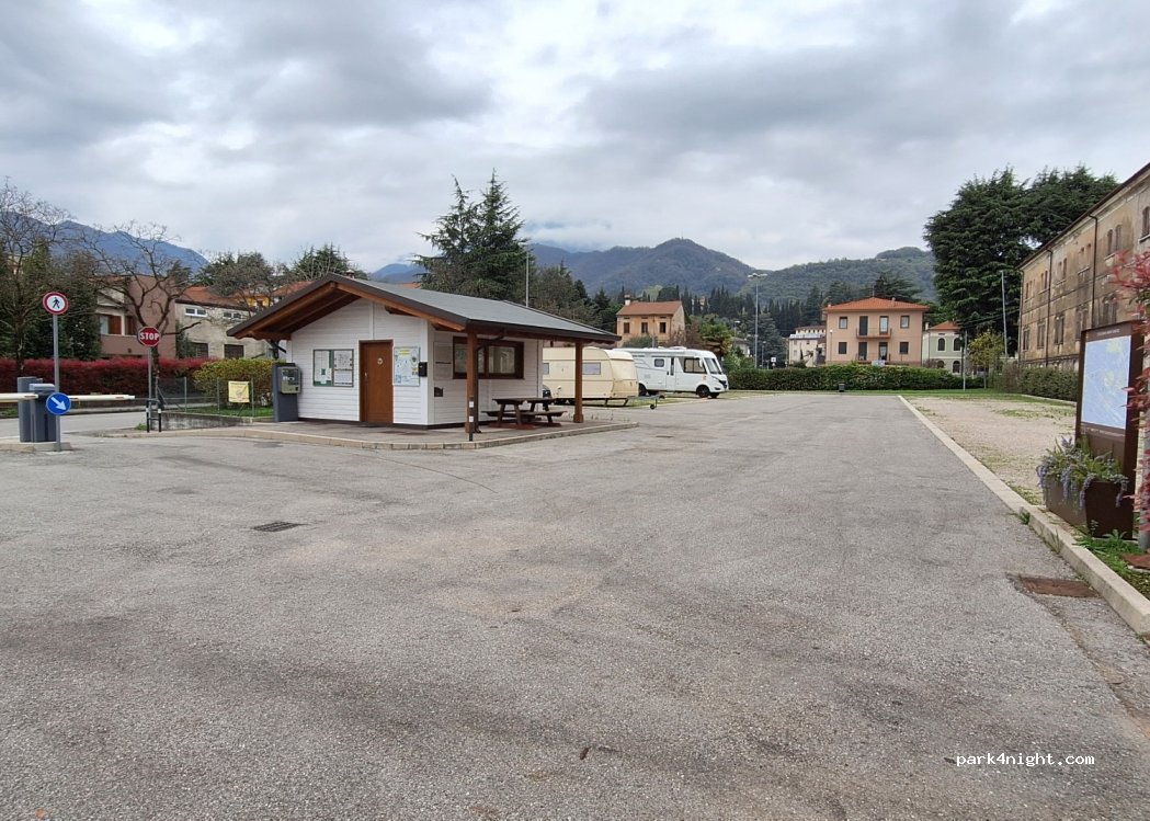 (36015) Schio - 4 Via Cardatori — foto 4