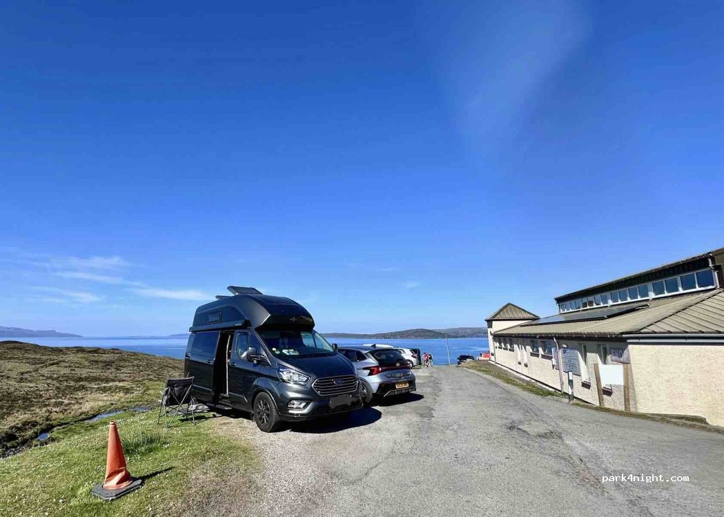 (IV49 9BJ) Elgol - Unnamed Road — foto 5