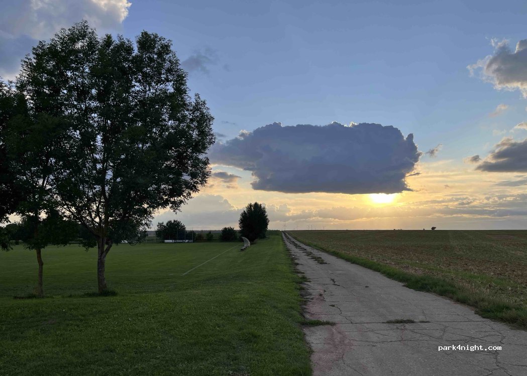(97255) Gelchsheim - Unterer Kreuzweg — foto 2