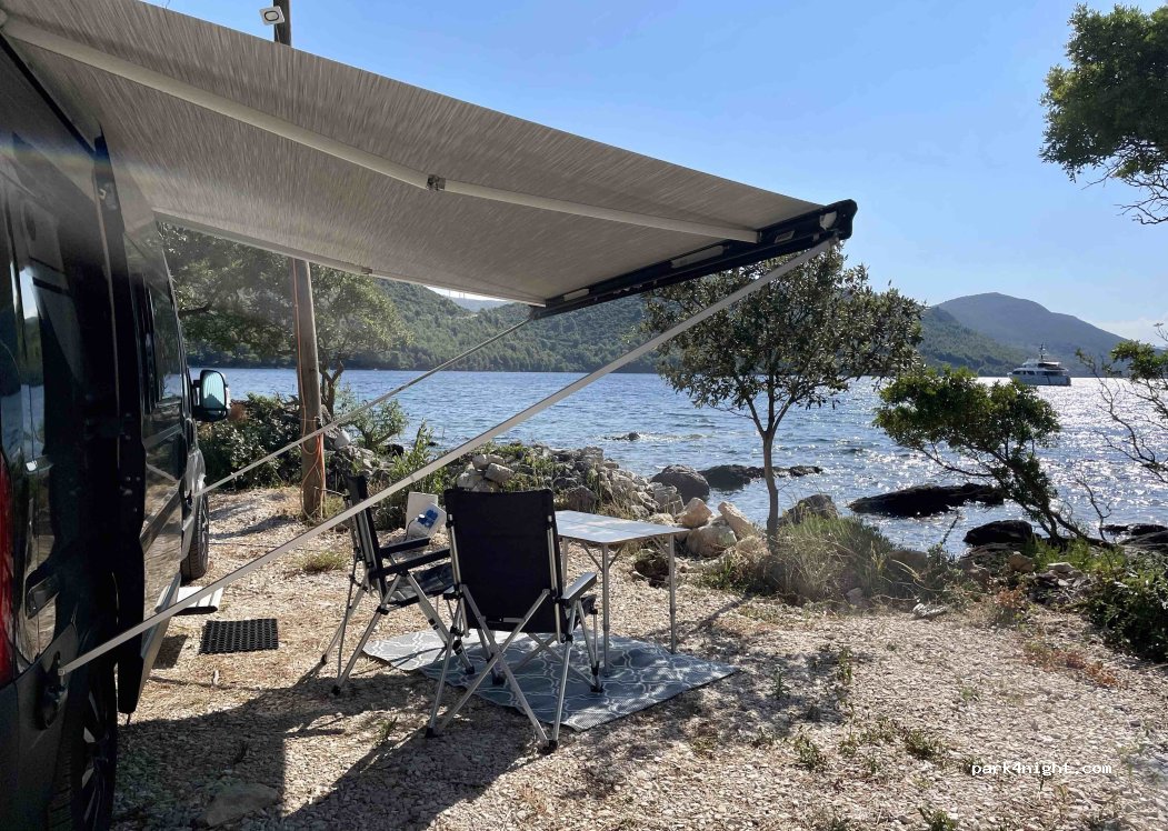 Beach bar NIKI & camp parking — foto 3
