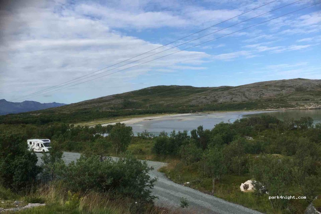(9118)  - Sandneshamnvegen — foto 2