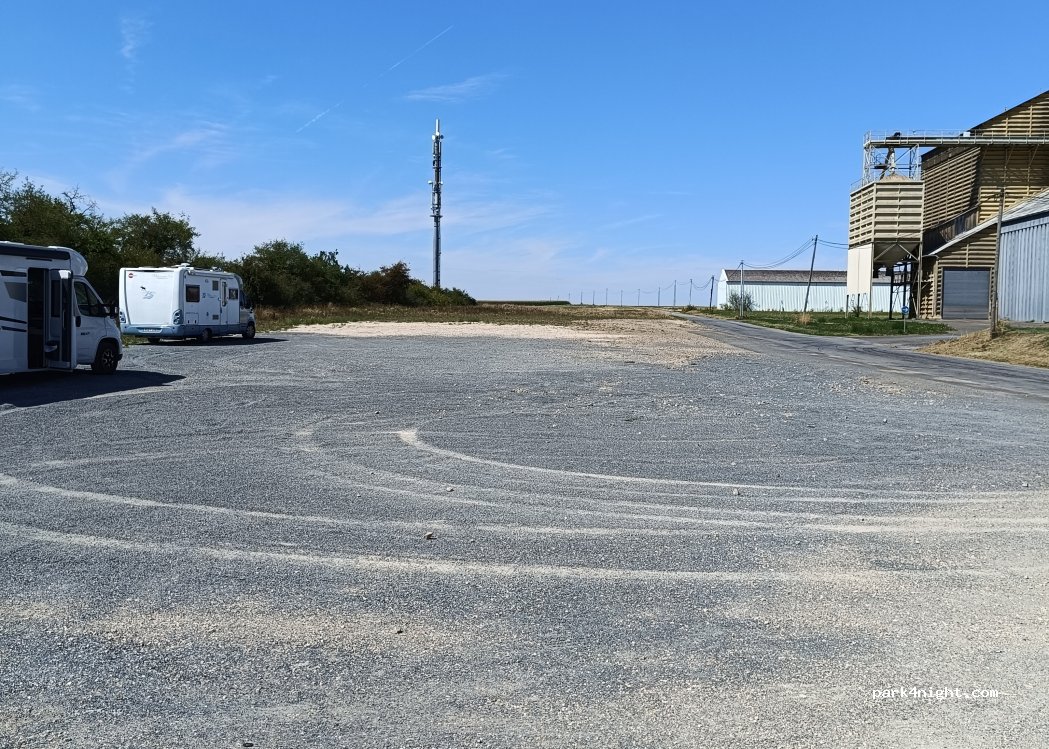 (91720) Champmotteux - Voie Communal De Champmotteux à Gandevilliers — foto 2