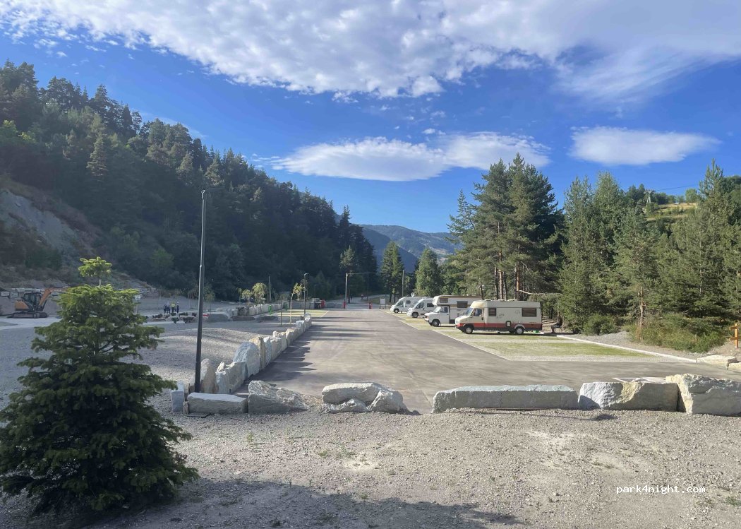 Area sosta Camper Cesana Torinese — foto 3
