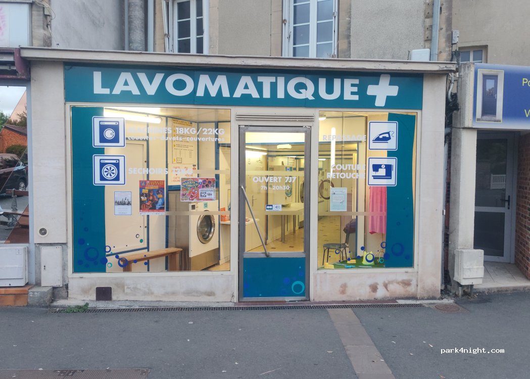 (14470) Courseulles-sur-Mer - Rue de la Mer — foto