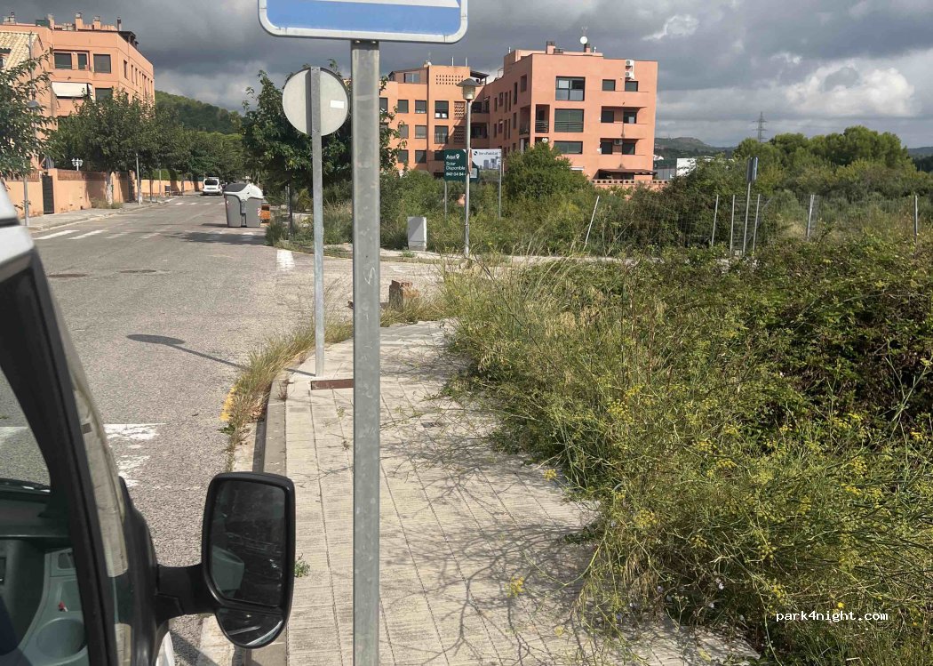 (43700) el Vendrell - Carrer d'Esparver — foto