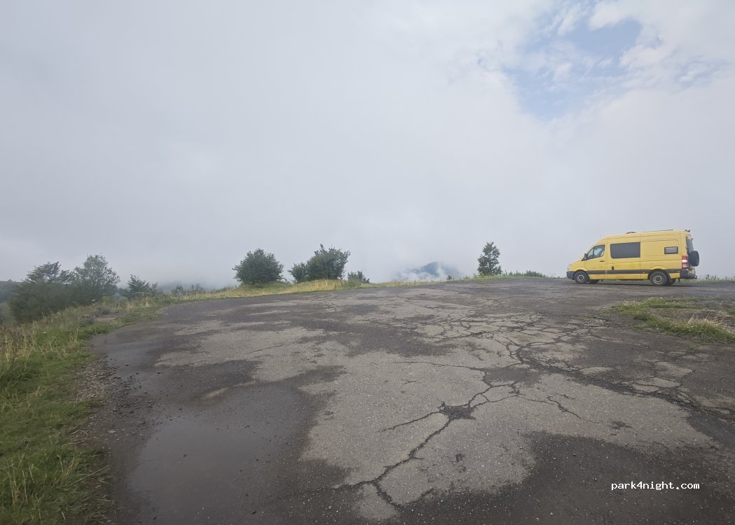 (90000) Stryhalnia - Unnamed Road — foto