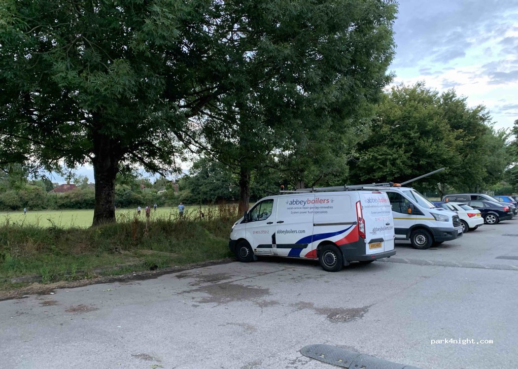 (RH13 6EH) Horsham - Higgins Way — foto 3