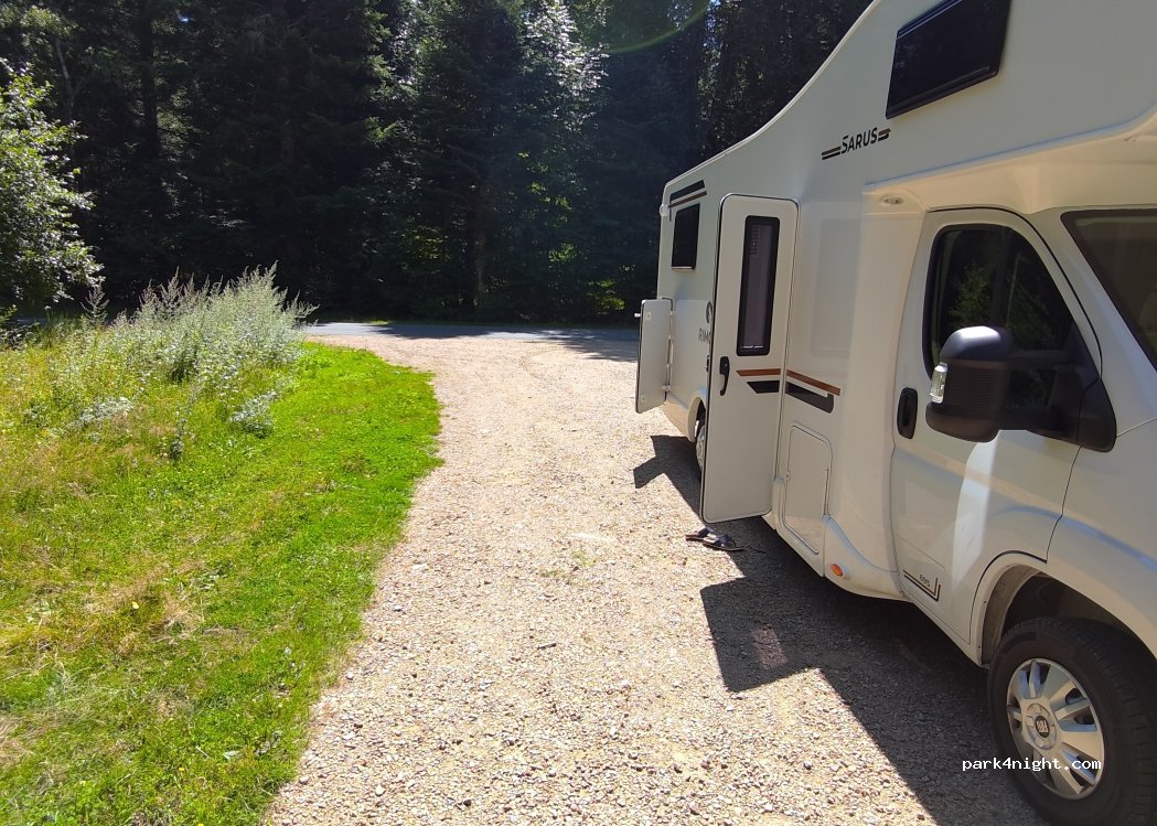 (63870) Chanat-la-Mouteyre - Route du Sarcouy — foto