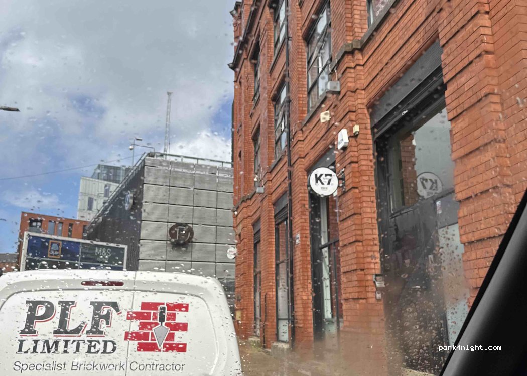 (M1 2DF) Manchester - Peak Street — foto