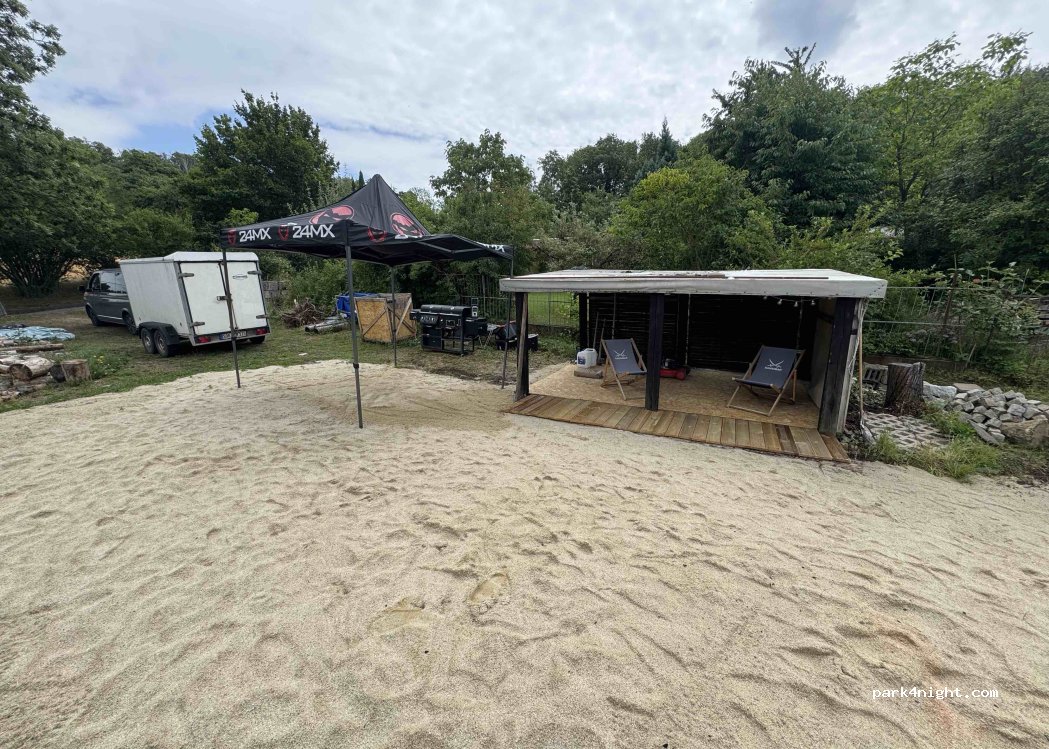 Dahli Beach — foto
