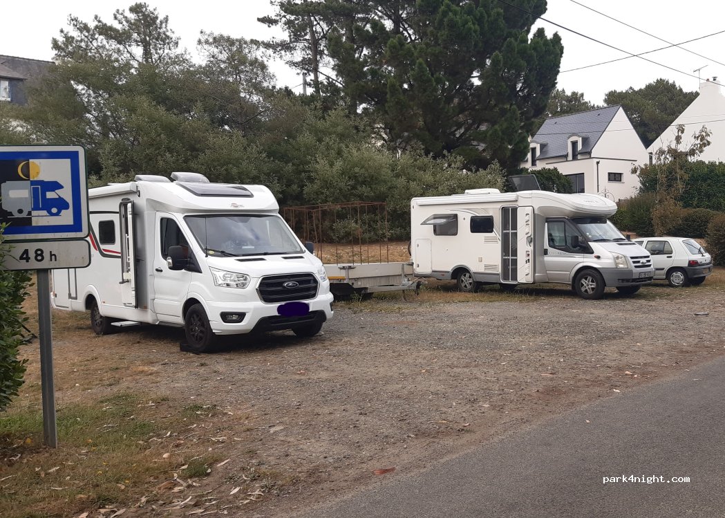 (22620) Ploubazlanec - Chemin des Géraniums — foto