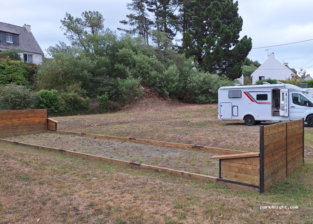 (22620) Ploubazlanec - Chemin des Géraniums — foto 2