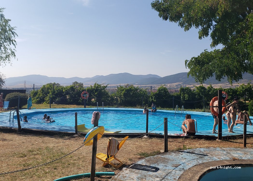 Camping Ain Jaca Pirineo — foto