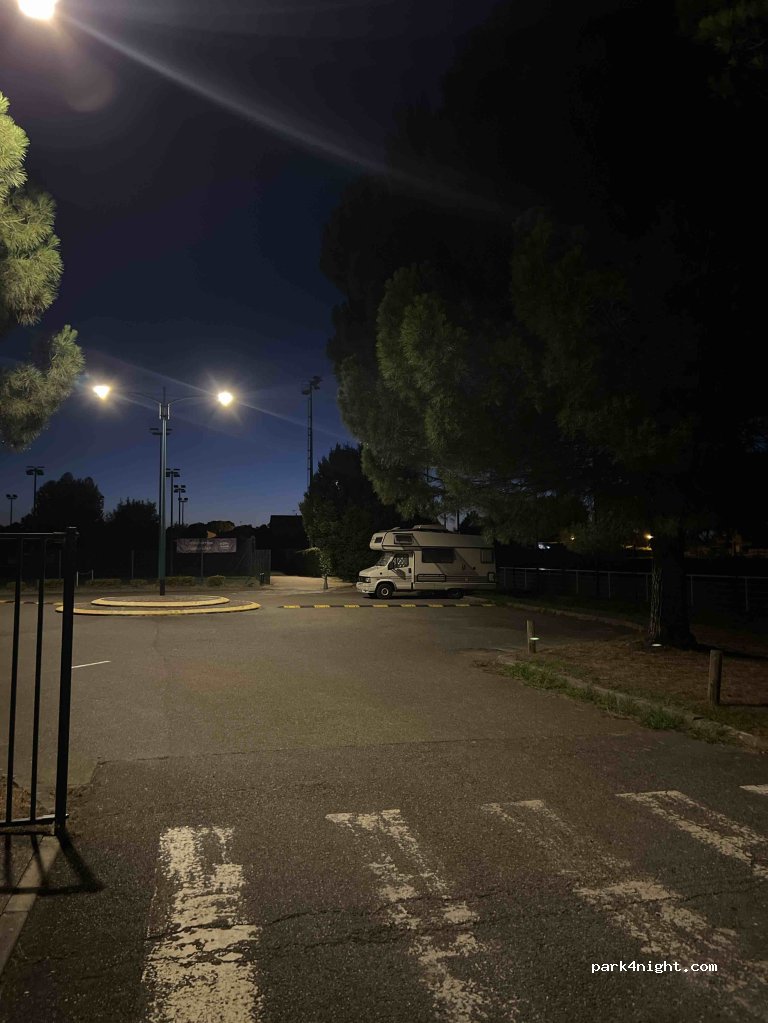 (31700) Cornebarrieu - Route du Stade — foto 2