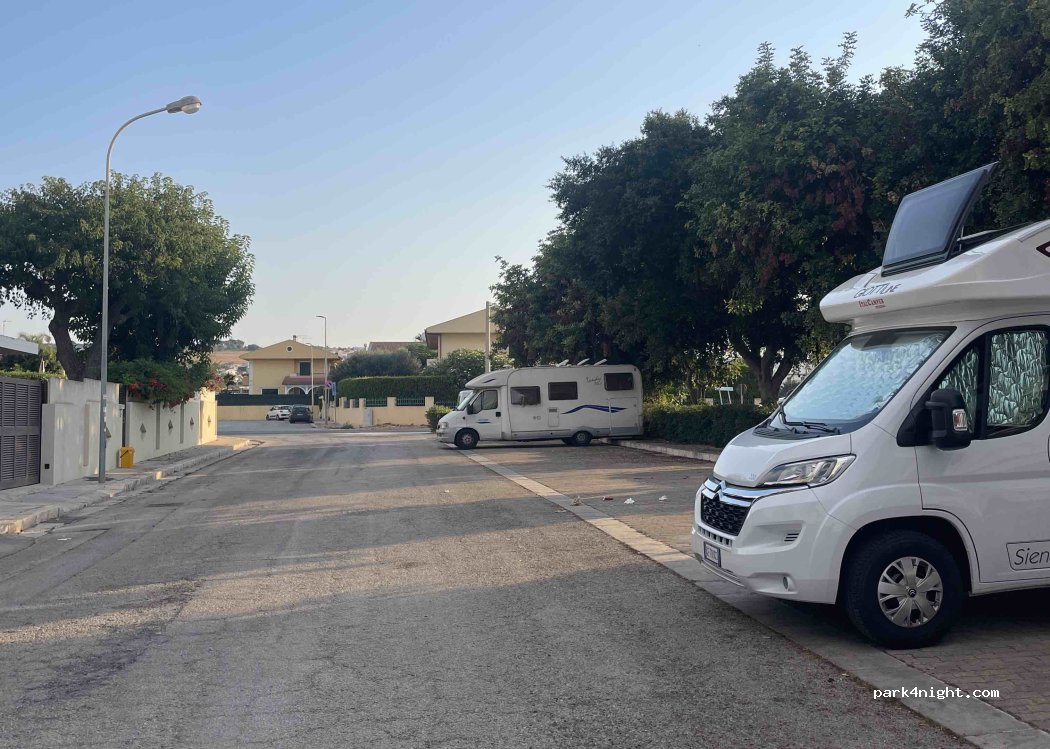 (97010) Ragusa - Via delle Ondine — foto