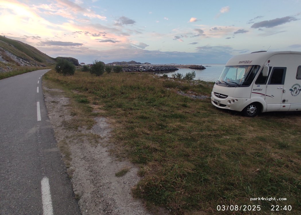 (8063) Værøy - Nordlandsveien — foto