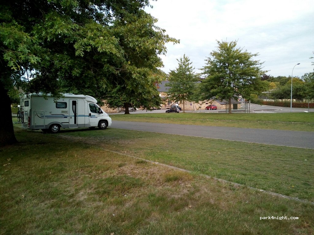 (53100) Mayenne - 211 Rue de Bruxelles — foto